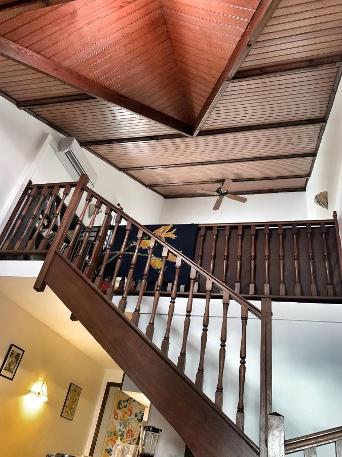 Appartement Duplex Climatise Avec Wi-Fi - Plage Pointe Marin A Pieds, Recemment Renove Sainte-Anne Exterior photo